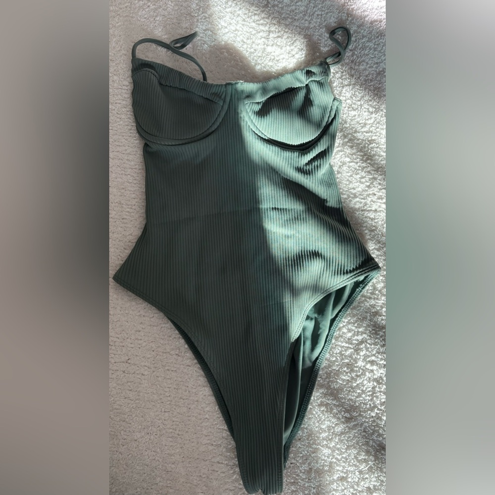Small Pacsun Bikini